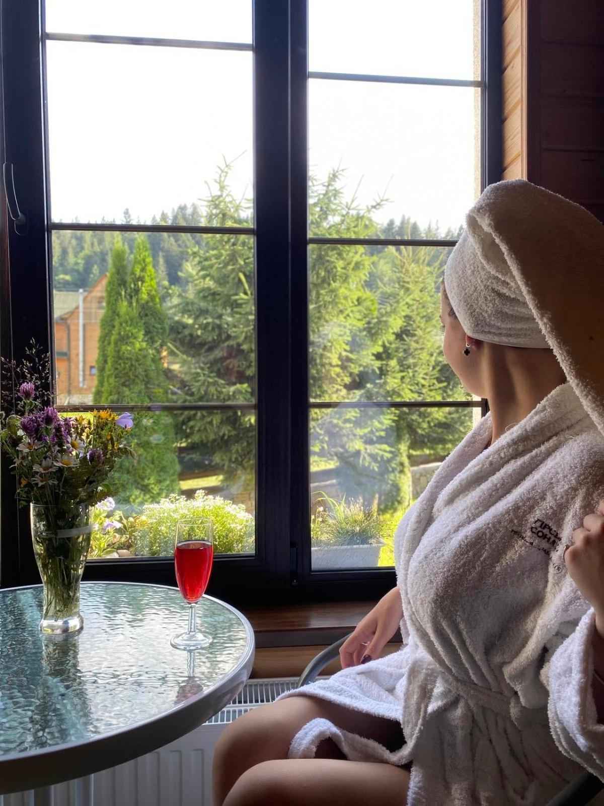 Girska Sonata Hotel & Apartments Mykulychyn Room photo